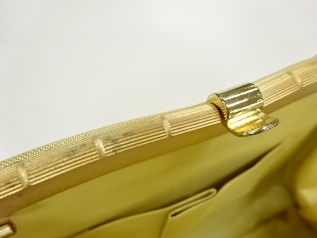  リサイクル　襷に草花・古典柄模様織出し和装バッグ